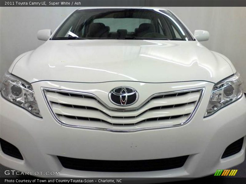 Super White / Ash 2011 Toyota Camry LE