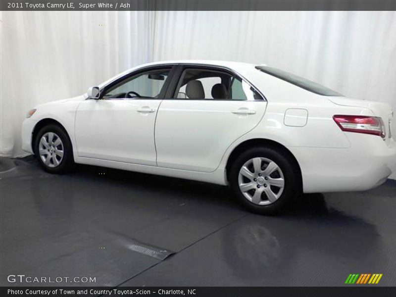 Super White / Ash 2011 Toyota Camry LE