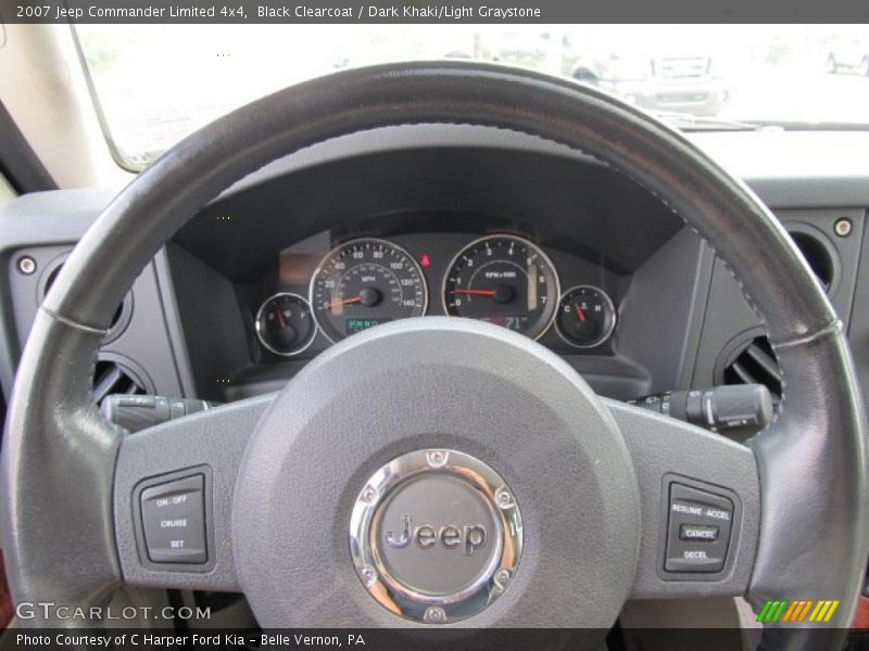 Black Clearcoat / Dark Khaki/Light Graystone 2007 Jeep Commander Limited 4x4
