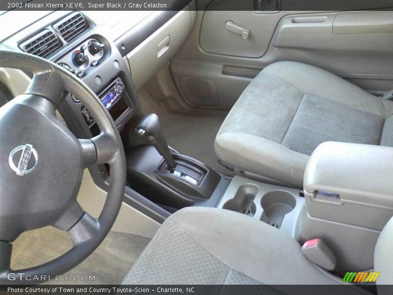 Super Black / Gray Celadon 2002 Nissan Xterra XE V6