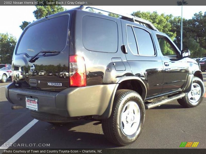 Super Black / Gray Celadon 2002 Nissan Xterra XE V6
