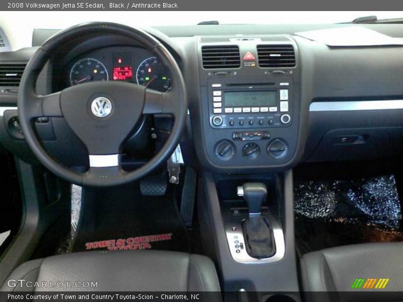 Black / Anthracite Black 2008 Volkswagen Jetta SE Sedan