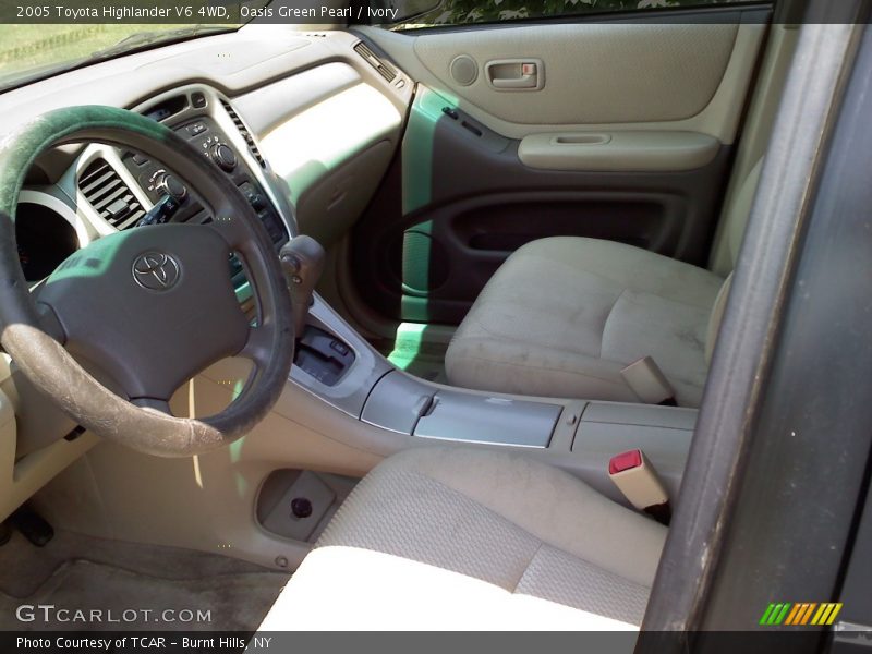 Oasis Green Pearl / Ivory 2005 Toyota Highlander V6 4WD