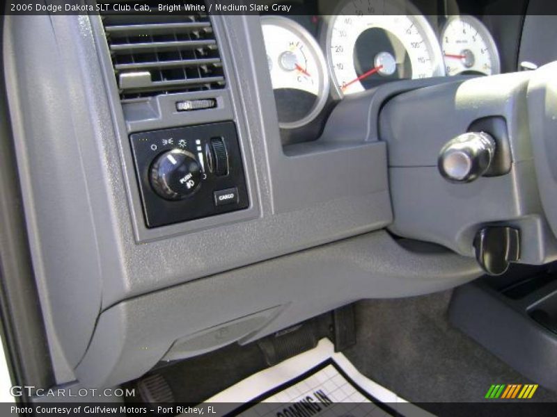 Bright White / Medium Slate Gray 2006 Dodge Dakota SLT Club Cab
