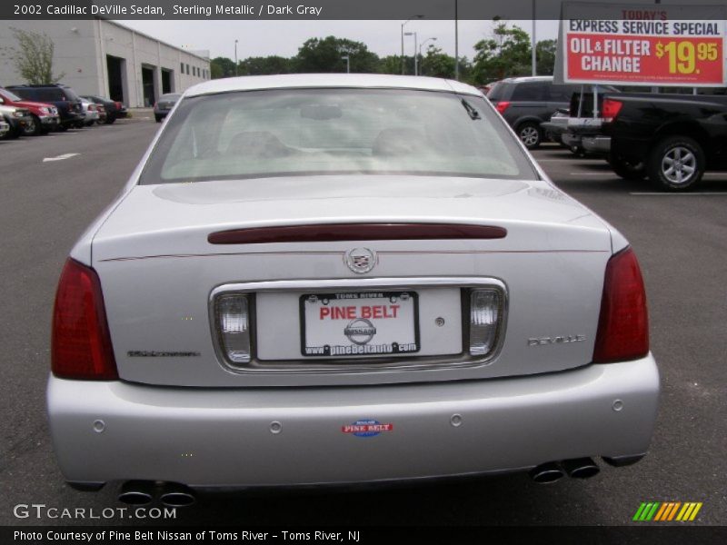 Sterling Metallic / Dark Gray 2002 Cadillac DeVille Sedan