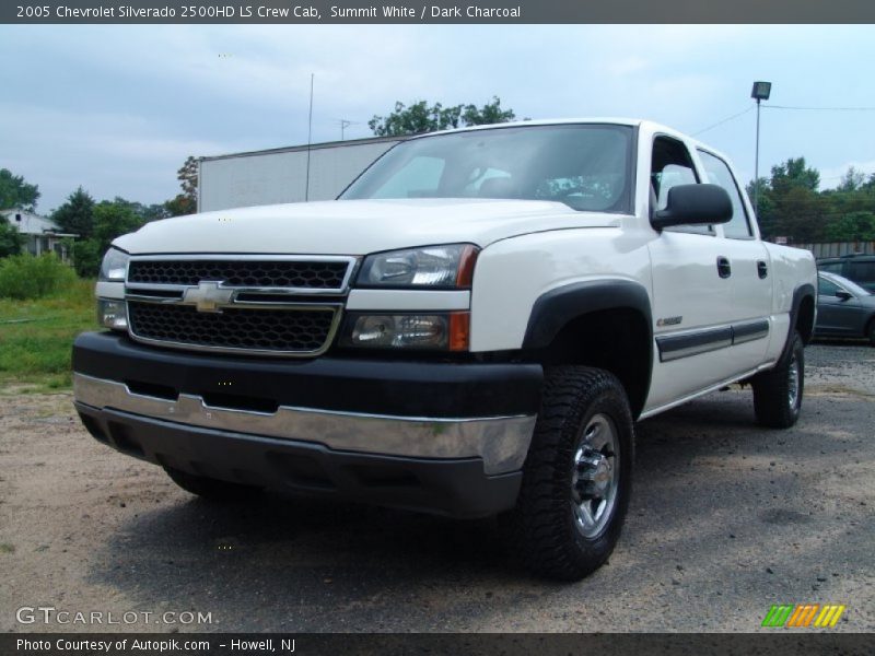Summit White / Dark Charcoal 2005 Chevrolet Silverado 2500HD LS Crew Cab