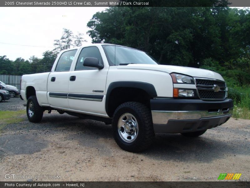 Summit White / Dark Charcoal 2005 Chevrolet Silverado 2500HD LS Crew Cab