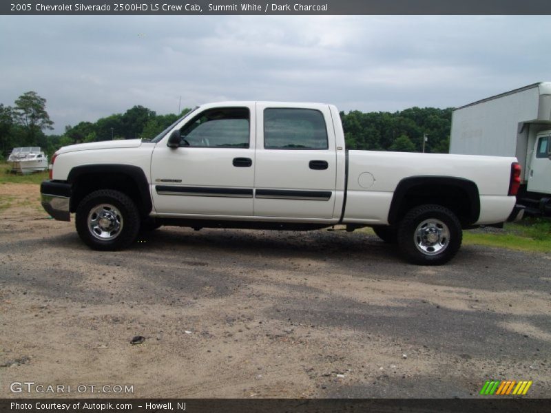 Summit White / Dark Charcoal 2005 Chevrolet Silverado 2500HD LS Crew Cab