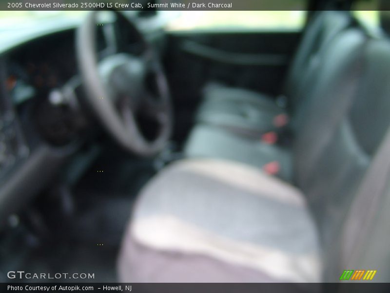 Summit White / Dark Charcoal 2005 Chevrolet Silverado 2500HD LS Crew Cab