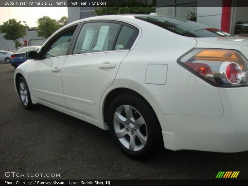 Winter Frost Pearl / Charcoal 2009 Nissan Altima 2.5 SL