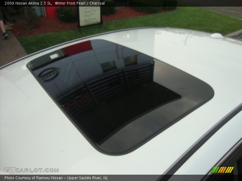 Winter Frost Pearl / Charcoal 2009 Nissan Altima 2.5 SL