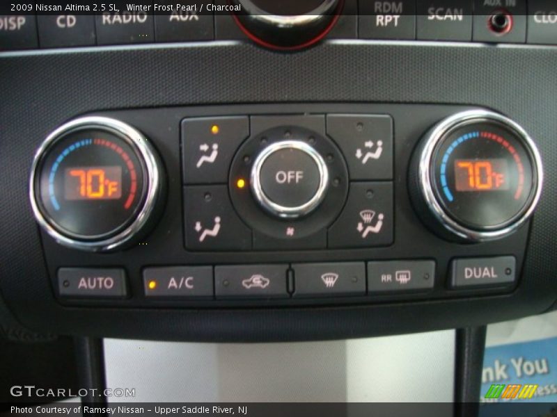 Winter Frost Pearl / Charcoal 2009 Nissan Altima 2.5 SL