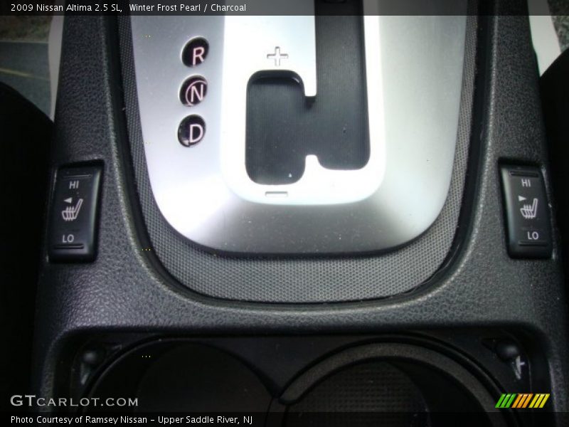 Winter Frost Pearl / Charcoal 2009 Nissan Altima 2.5 SL