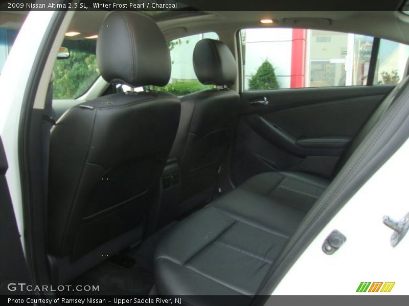 Winter Frost Pearl / Charcoal 2009 Nissan Altima 2.5 SL