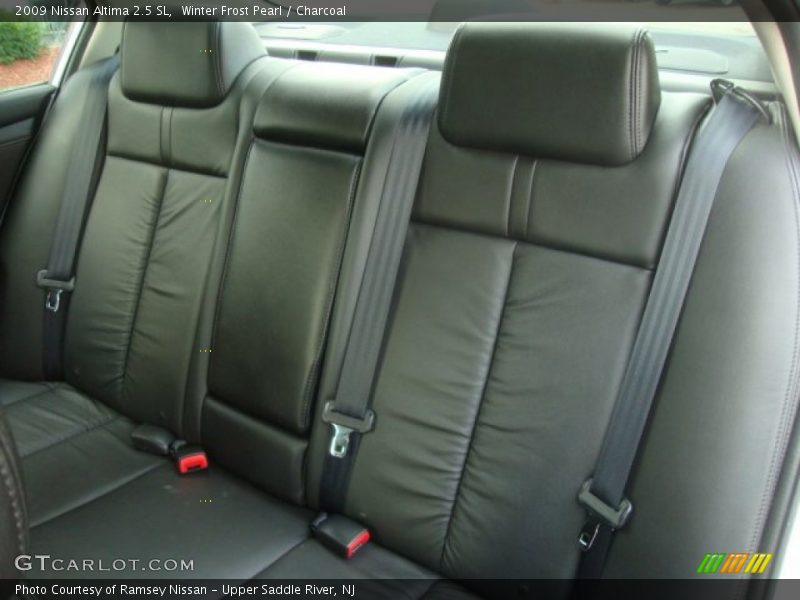 Winter Frost Pearl / Charcoal 2009 Nissan Altima 2.5 SL