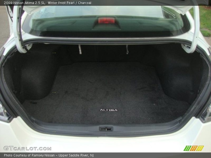 Winter Frost Pearl / Charcoal 2009 Nissan Altima 2.5 SL