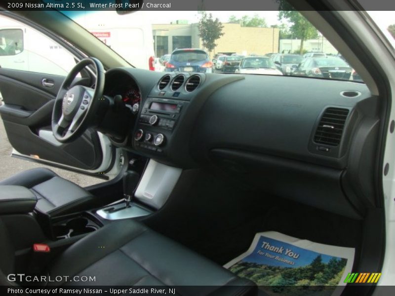 Winter Frost Pearl / Charcoal 2009 Nissan Altima 2.5 SL