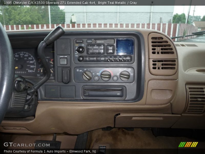 Controls of 1995 C/K K1500 Silverado Z71 Extended Cab 4x4