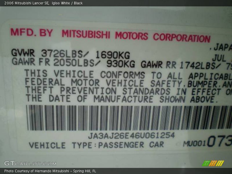 Igloo White / Black 2006 Mitsubishi Lancer SE