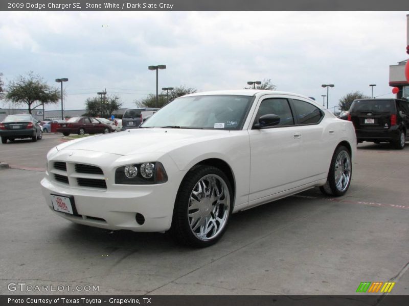 Stone White / Dark Slate Gray 2009 Dodge Charger SE
