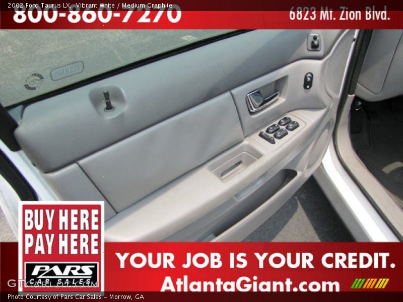 Vibrant White / Medium Graphite 2002 Ford Taurus LX