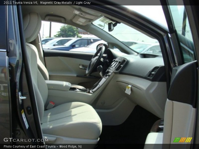 Magnetic Gray Metallic / Light Gray 2011 Toyota Venza V6