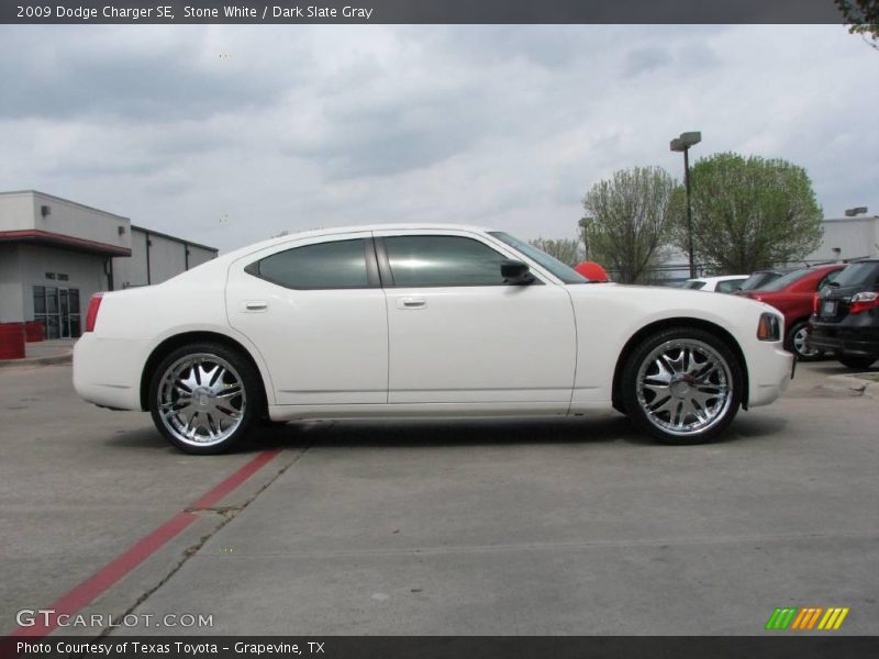 Stone White / Dark Slate Gray 2009 Dodge Charger SE