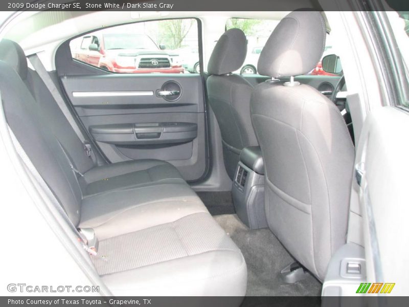 Stone White / Dark Slate Gray 2009 Dodge Charger SE