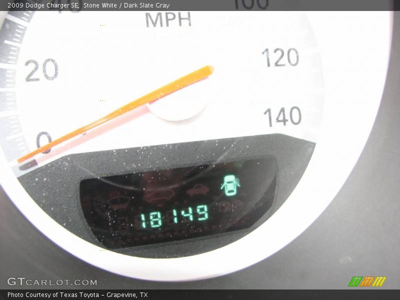 Stone White / Dark Slate Gray 2009 Dodge Charger SE