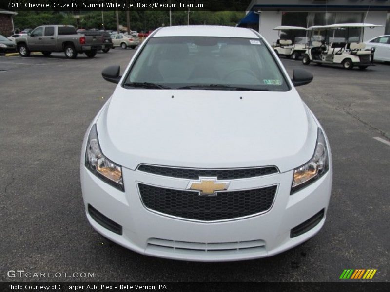 Summit White / Jet Black/Medium Titanium 2011 Chevrolet Cruze LS