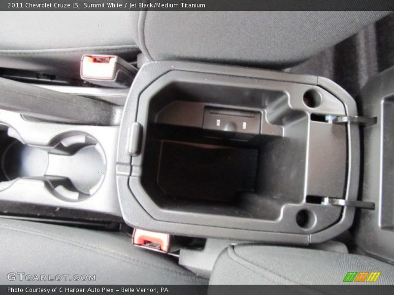 Summit White / Jet Black/Medium Titanium 2011 Chevrolet Cruze LS