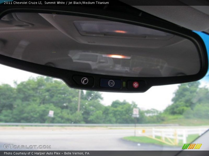 Summit White / Jet Black/Medium Titanium 2011 Chevrolet Cruze LS