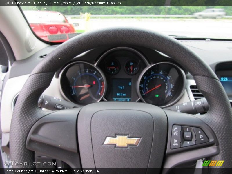 Summit White / Jet Black/Medium Titanium 2011 Chevrolet Cruze LS