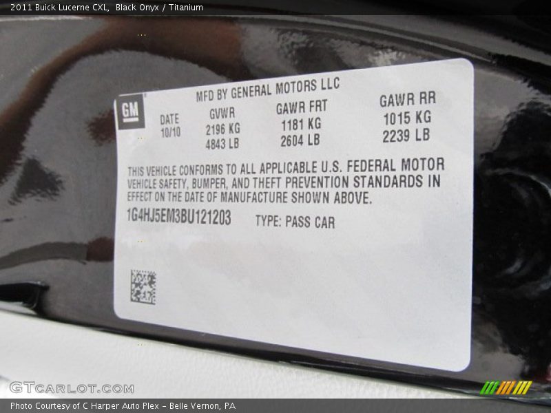 Black Onyx / Titanium 2011 Buick Lucerne CXL