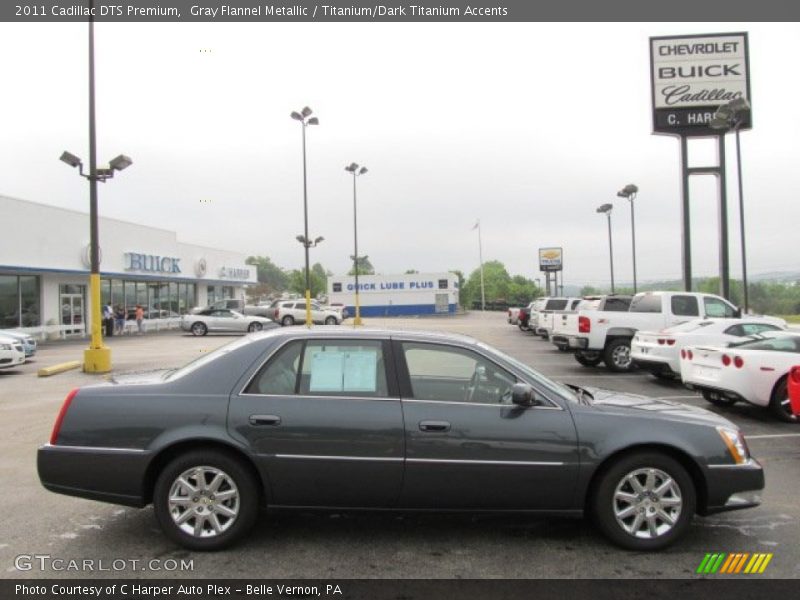 Gray Flannel Metallic / Titanium/Dark Titanium Accents 2011 Cadillac DTS Premium