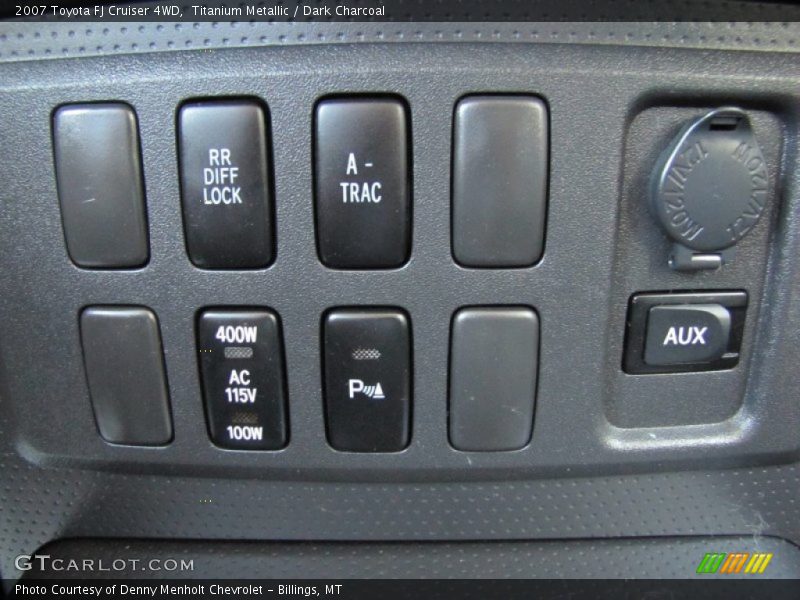 Titanium Metallic / Dark Charcoal 2007 Toyota FJ Cruiser 4WD