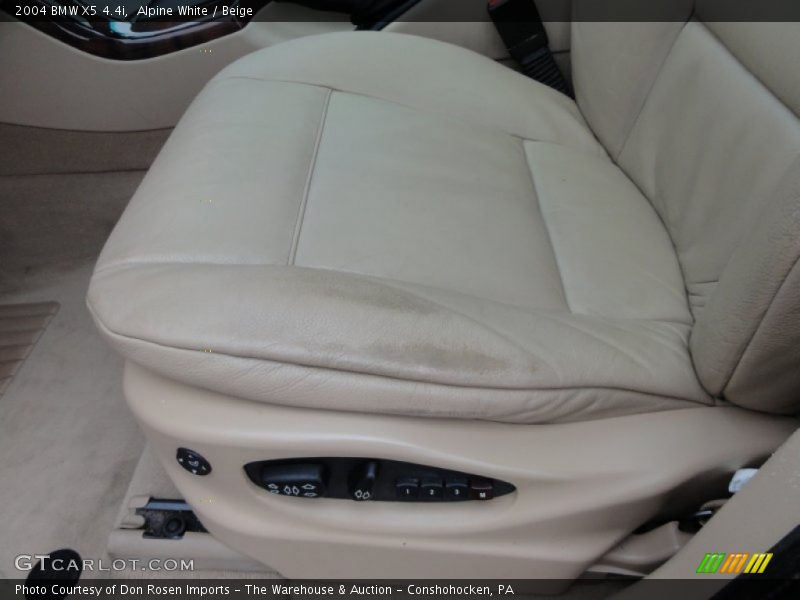 Alpine White / Beige 2004 BMW X5 4.4i