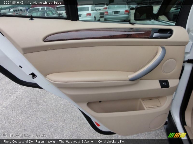 Alpine White / Beige 2004 BMW X5 4.4i