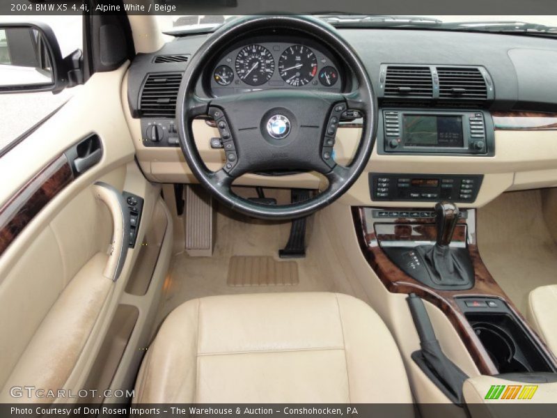 Alpine White / Beige 2004 BMW X5 4.4i