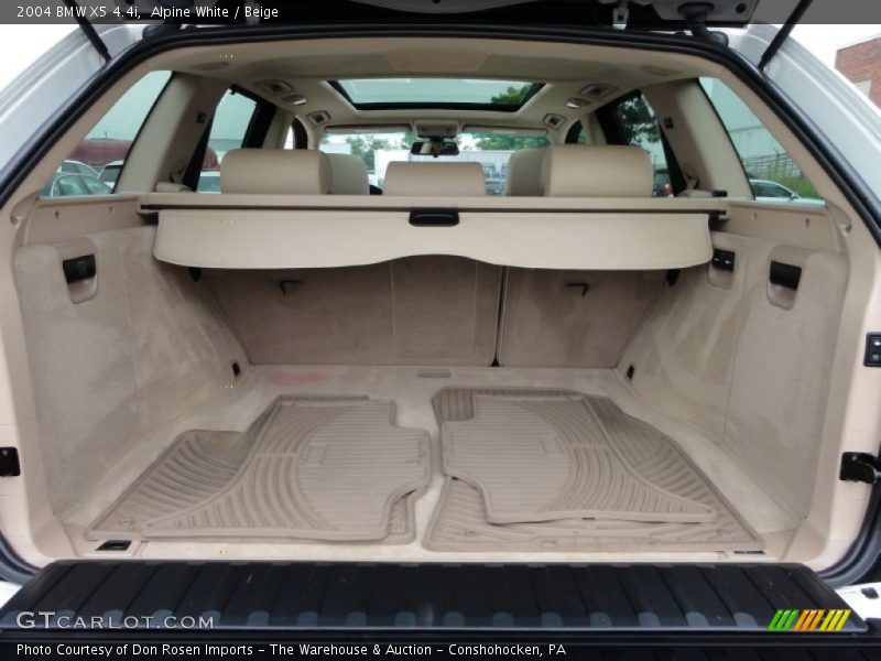 Alpine White / Beige 2004 BMW X5 4.4i
