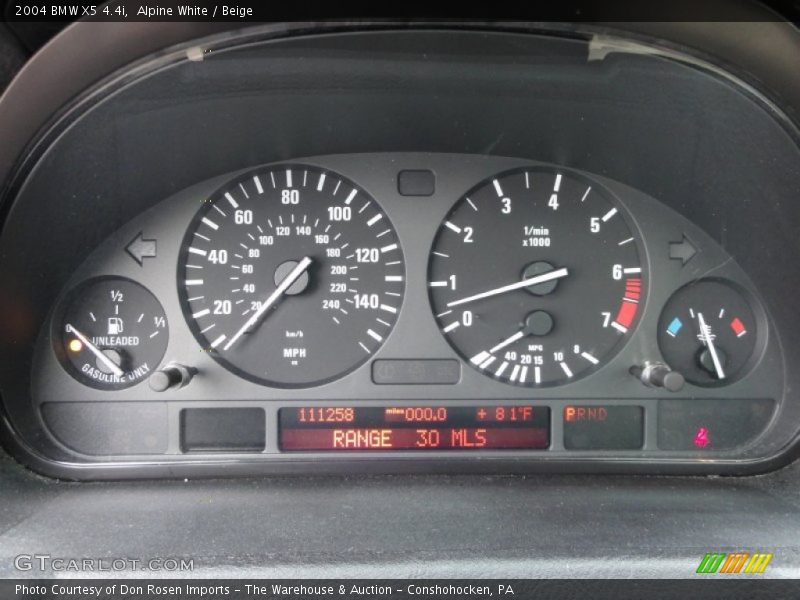 Alpine White / Beige 2004 BMW X5 4.4i