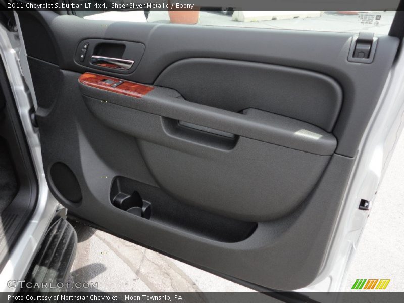 Sheer Silver Metallic / Ebony 2011 Chevrolet Suburban LT 4x4