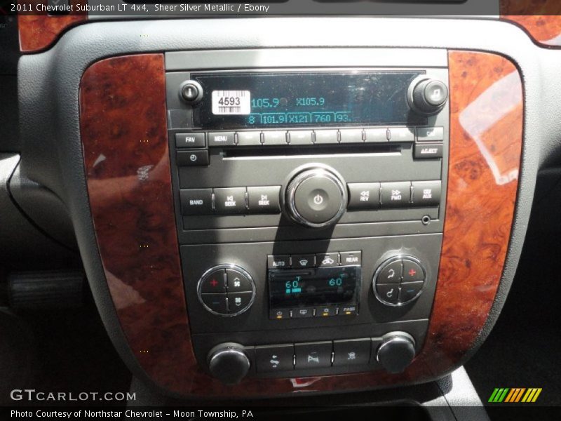 Sheer Silver Metallic / Ebony 2011 Chevrolet Suburban LT 4x4