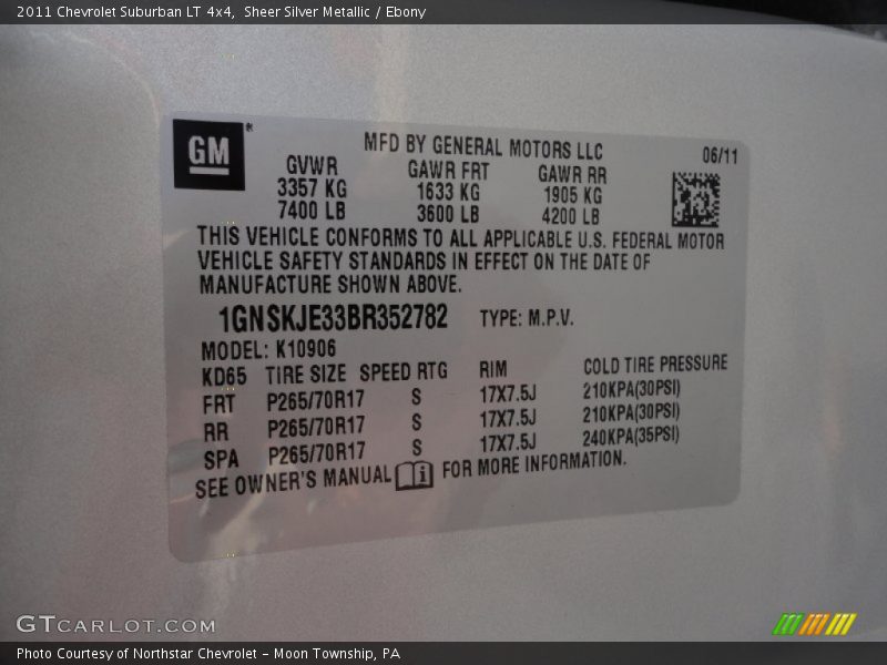 Sheer Silver Metallic / Ebony 2011 Chevrolet Suburban LT 4x4