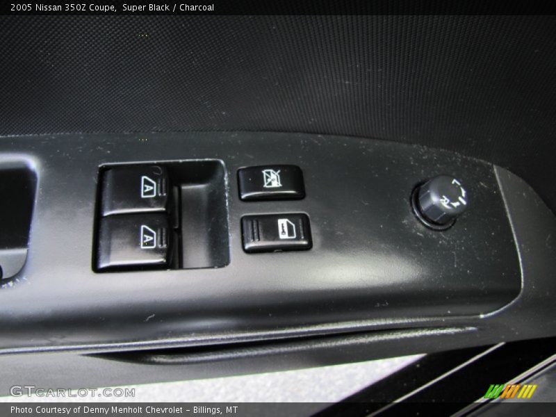 Super Black / Charcoal 2005 Nissan 350Z Coupe