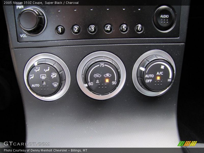 Super Black / Charcoal 2005 Nissan 350Z Coupe