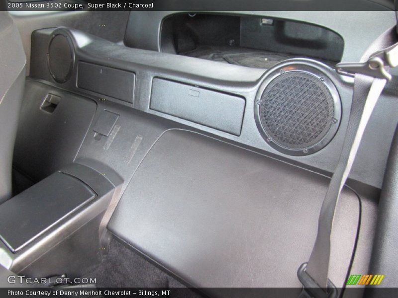 Super Black / Charcoal 2005 Nissan 350Z Coupe