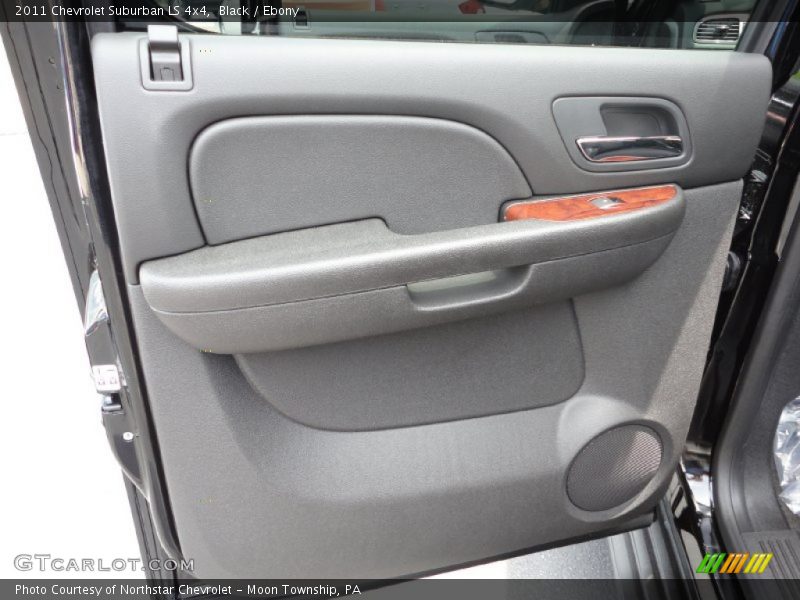Black / Ebony 2011 Chevrolet Suburban LS 4x4