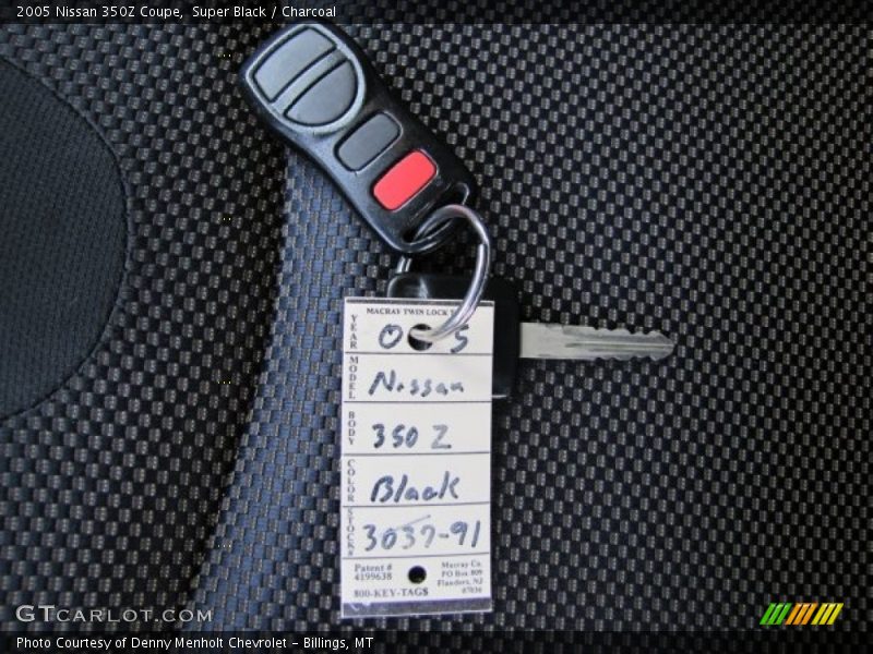 Super Black / Charcoal 2005 Nissan 350Z Coupe