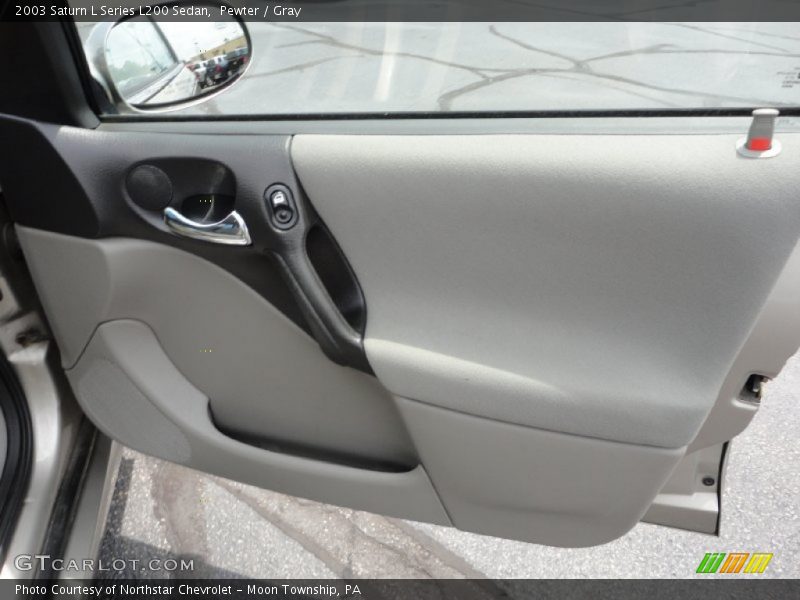Pewter / Gray 2003 Saturn L Series L200 Sedan